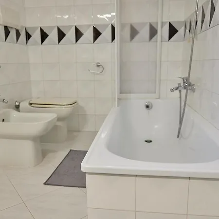 Living Santarcangelo Apartament *